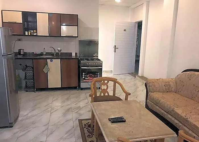 Station House 4*